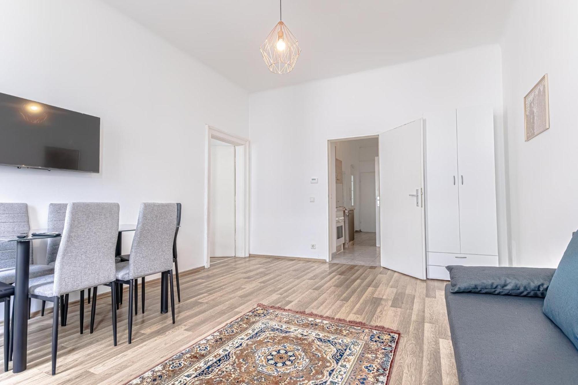 Explore Vienna 2Br And 1Lr Retreat Near Westbahnhof Εξωτερικό φωτογραφία