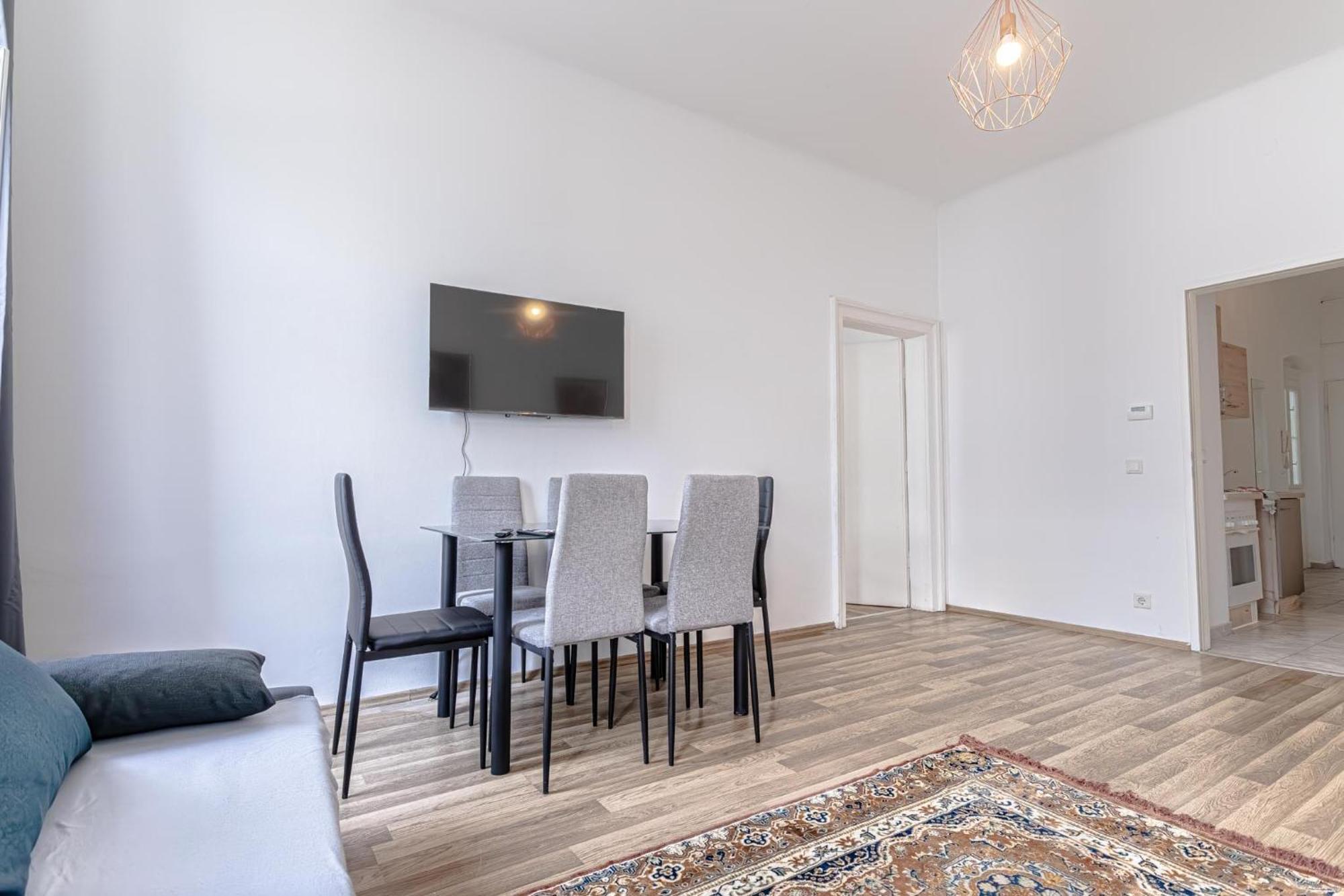 Explore Vienna 2Br And 1Lr Retreat Near Westbahnhof Εξωτερικό φωτογραφία