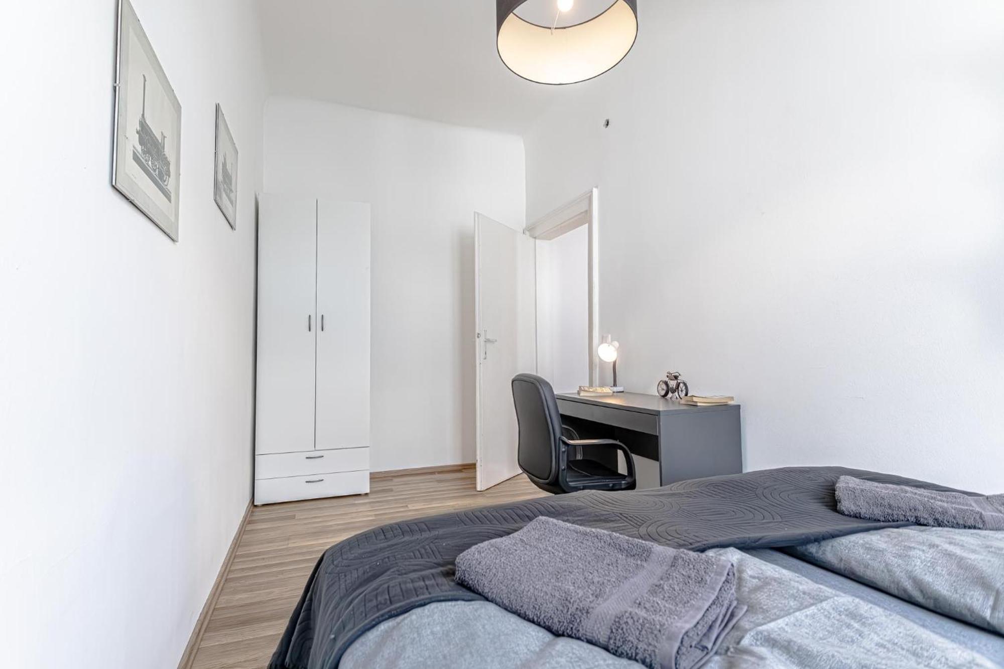Explore Vienna 2Br And 1Lr Retreat Near Westbahnhof Εξωτερικό φωτογραφία